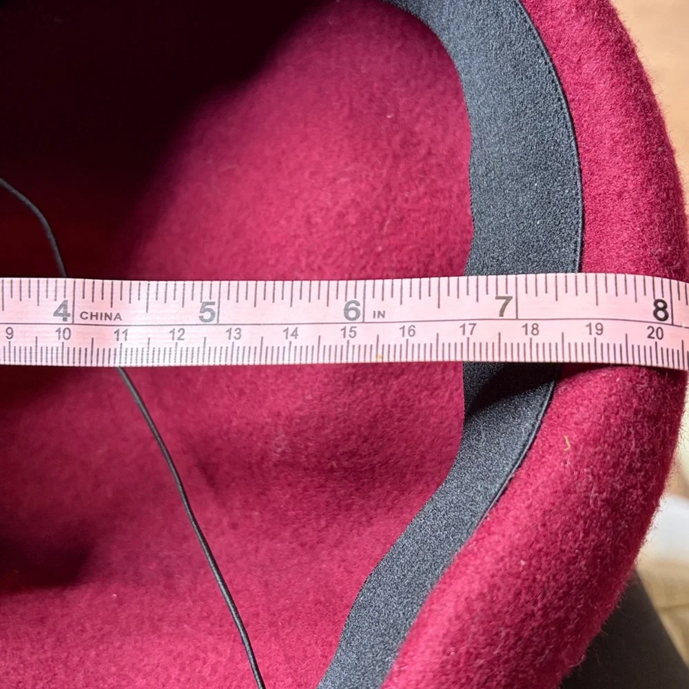 Vintage Burgundy Wool Cloche Beret with Bow — Structured French Style